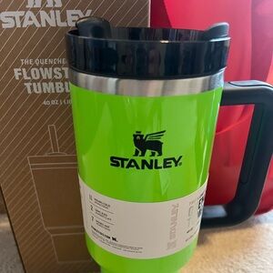 Stanley Neon Green 40oz Mug. NWT!